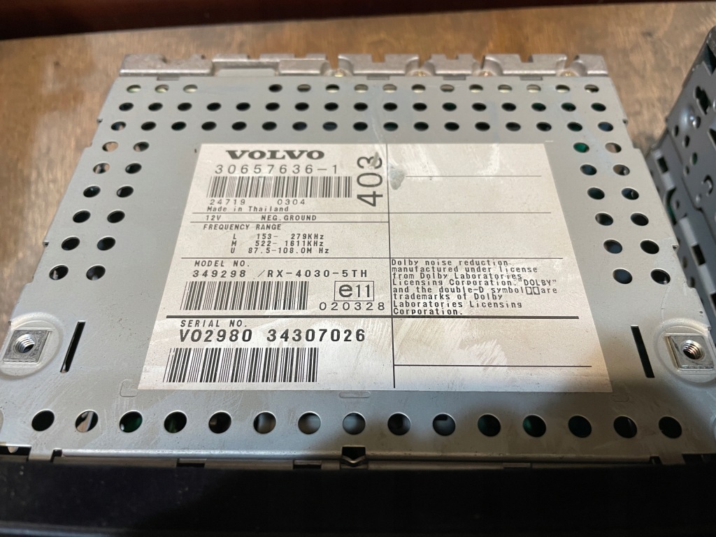 фото №2, Volvo s60 v70 xc70 радио hu-403 hu403