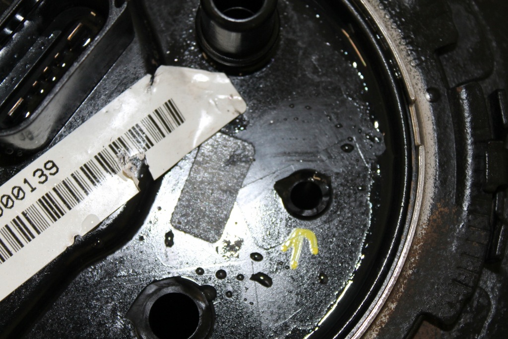 фото №7, Audi r8 420 06- bak топлива 4.2 fsi 420201022d