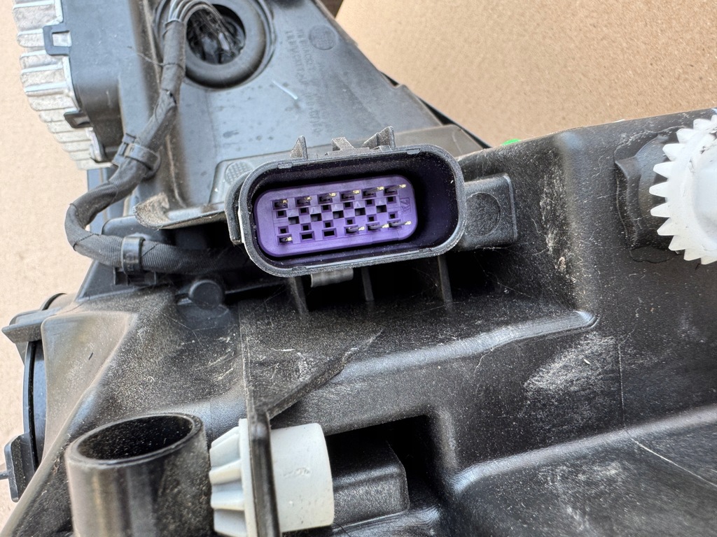 фото №12, Лампа mg4 mg 4 mg-4 saic vision full led система права перед передня