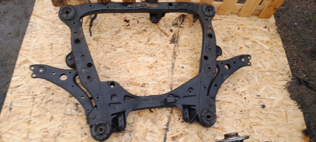 Балка двигателя подрамник подрамник перед toyota camry v 2.4 16v 01-06r gdańsk с Разборки