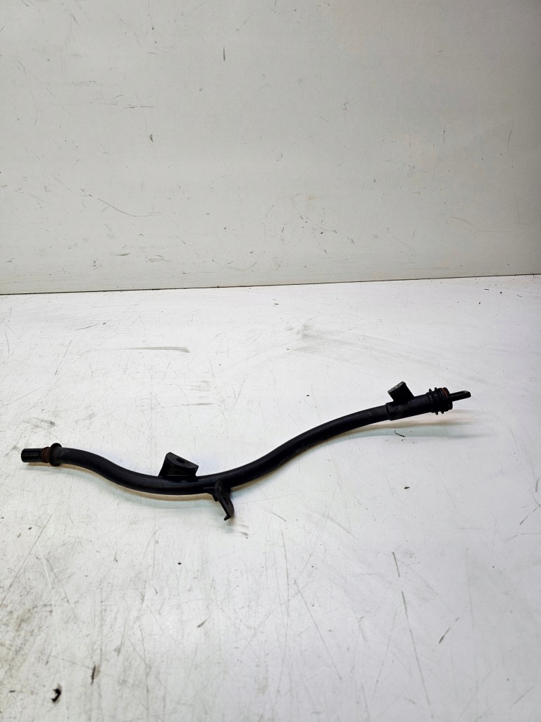 фото №1, Audi a3 2,0tdi щуп щуп оливи 03l103634m