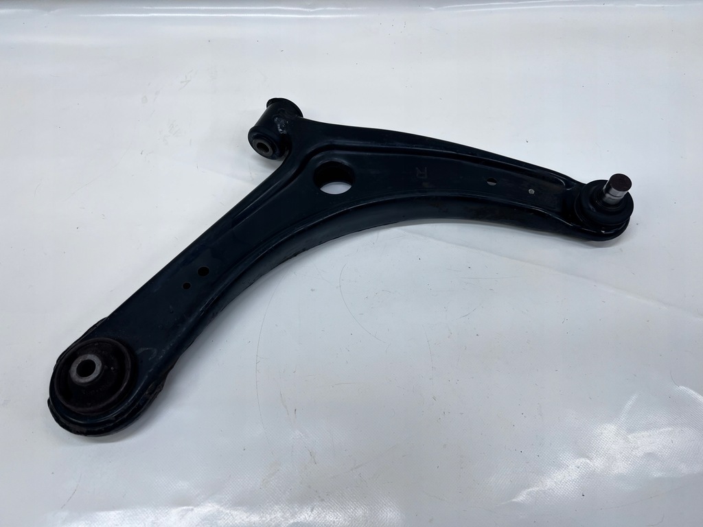 фото №1, Citroen c4 aircross рычаг правый