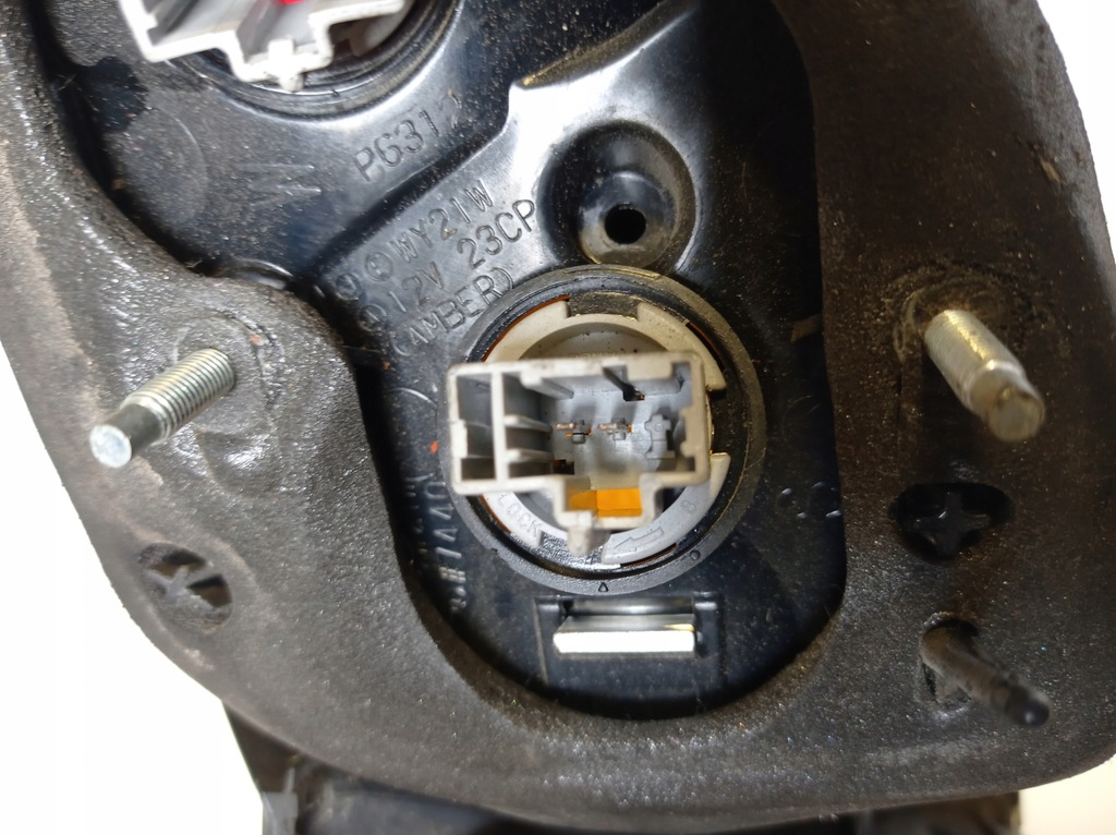 фото №9, Лампа лівий задня mazda 3 p6312