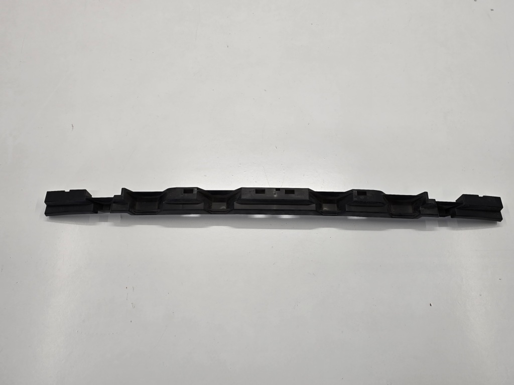 фото №1, Volvo v90 17r напрямна бампера середній задня 31449280