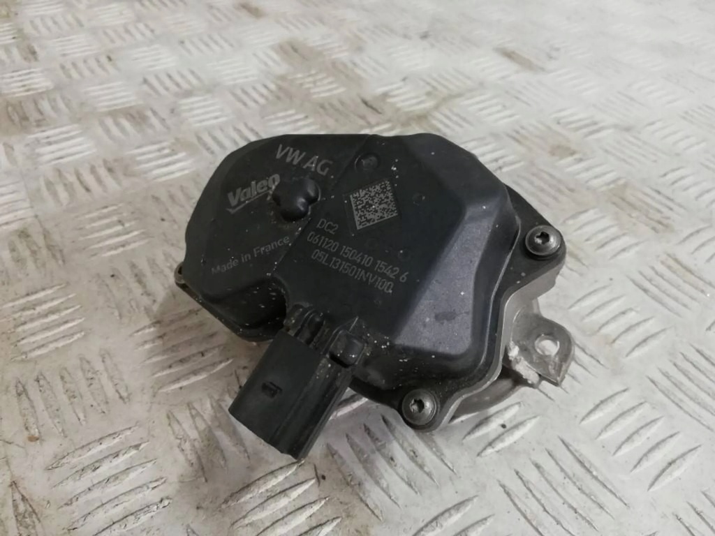 фото №1, Passat b8 клапан egr 05l131501n