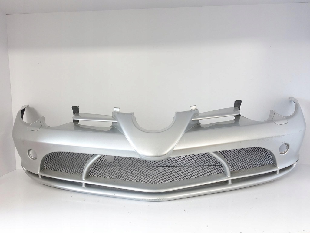 фото №1, Mercedes slr mclaren c199 r199 z199 03-10 бампер спойлер решётка радиатора перед