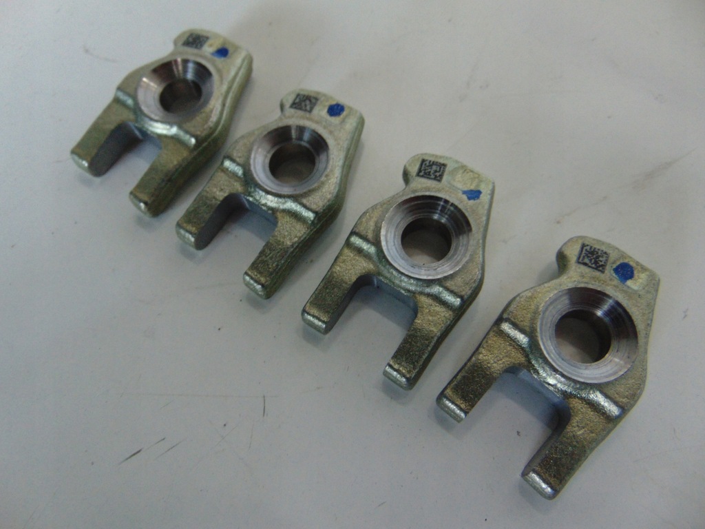 фото №1, Крепление кронштейн впрыска renault talisman 2.0 dci