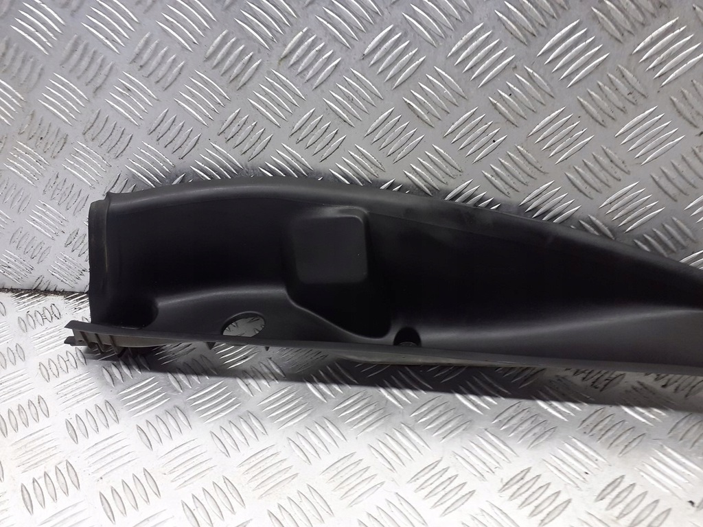 фото №3, Защита лампы задняя правый renault espace iv 2.0 t 8200094122