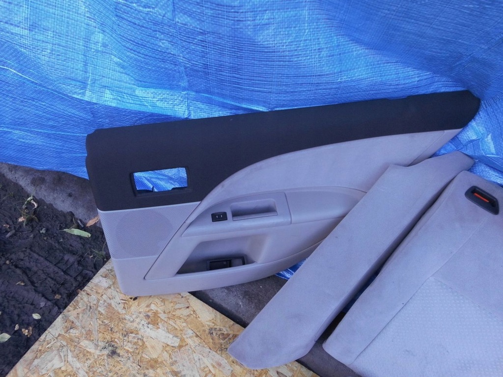 фото №9, Сиденья сиденье обшивка ford mondeo mk3 kpl hb