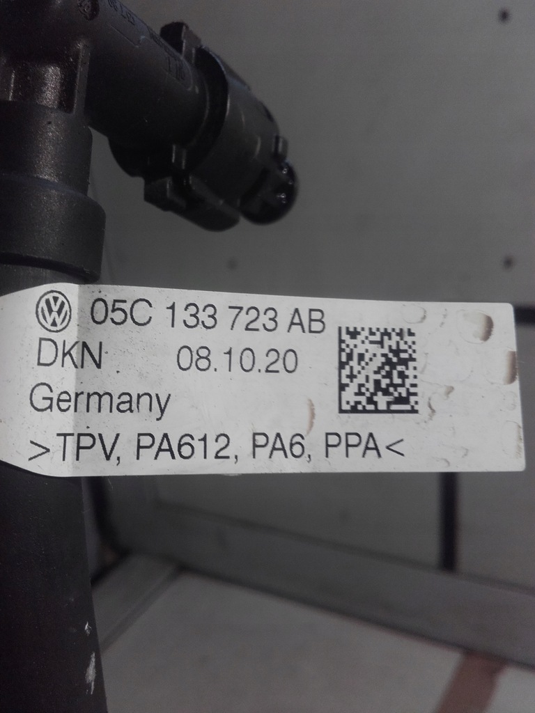 фото №2, Audi q2 a3 seat arona труба шланг 1.0 tsi