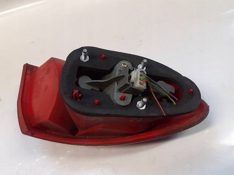 фото №3, Лампа права задня alfa romeo 147