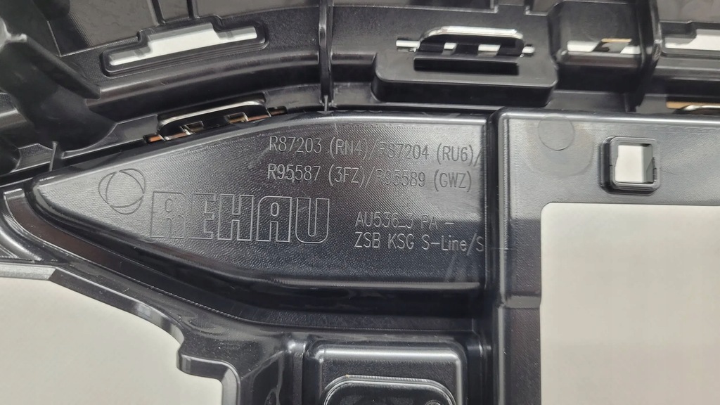 фото №13, Audi sq8 q8 s-line решётка радиатора решётка радиатора бампера перед 4m8853651ck nowa оригинал fv