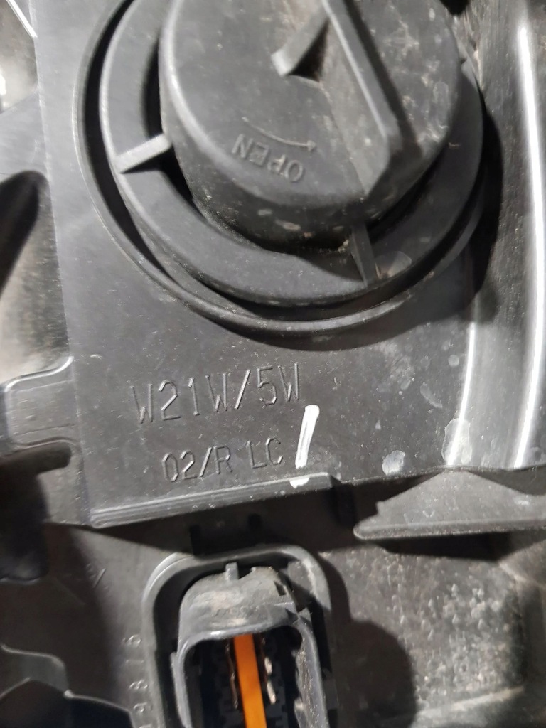 фото №8, Renault trafic iii x82 2016 правая сторона лампа передняя