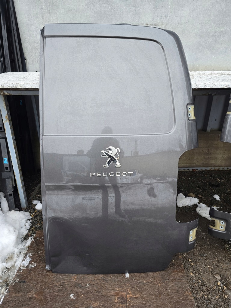 фото №1, Peugeot partner дверь задняя задние правое створка