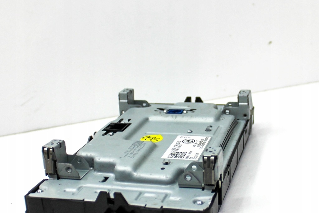 фото №8, Экран навигации vw jetta mk7 5g6919605c 1.4l бензиновый 110kw 2019