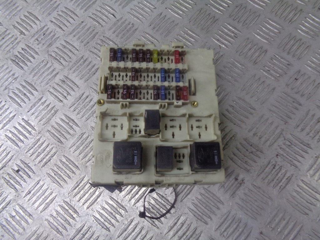 фото №1, Коробка предохранителей transit connect 1.8 d