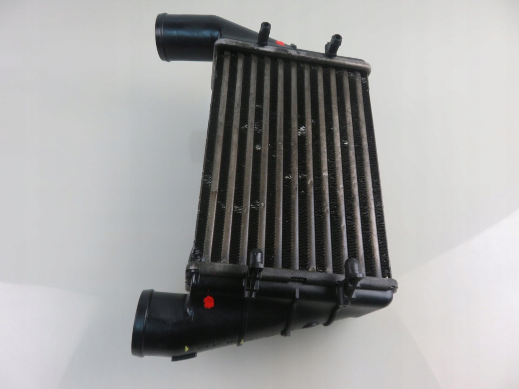 Интеркулер audi a4 8d5, b5 1.9 tdi - ajm 058145805c Киев