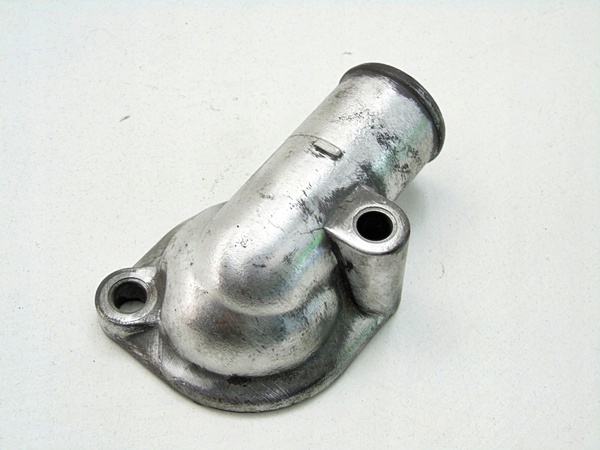 фото №1, Корпус термостата патрубок трубка wody 1.8 16v carens cerato clarus shuma 2