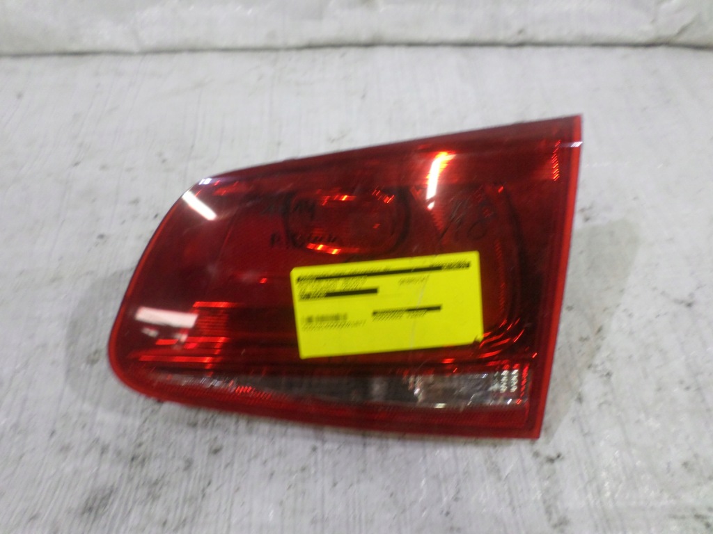 фото №1, Лампа задняя правая w крышка vw touareg ii