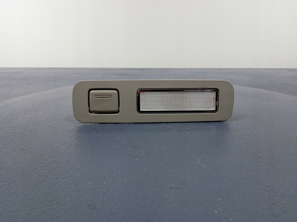 фото №1, Cl w216 лампа потолочный задняя правая a2168100240