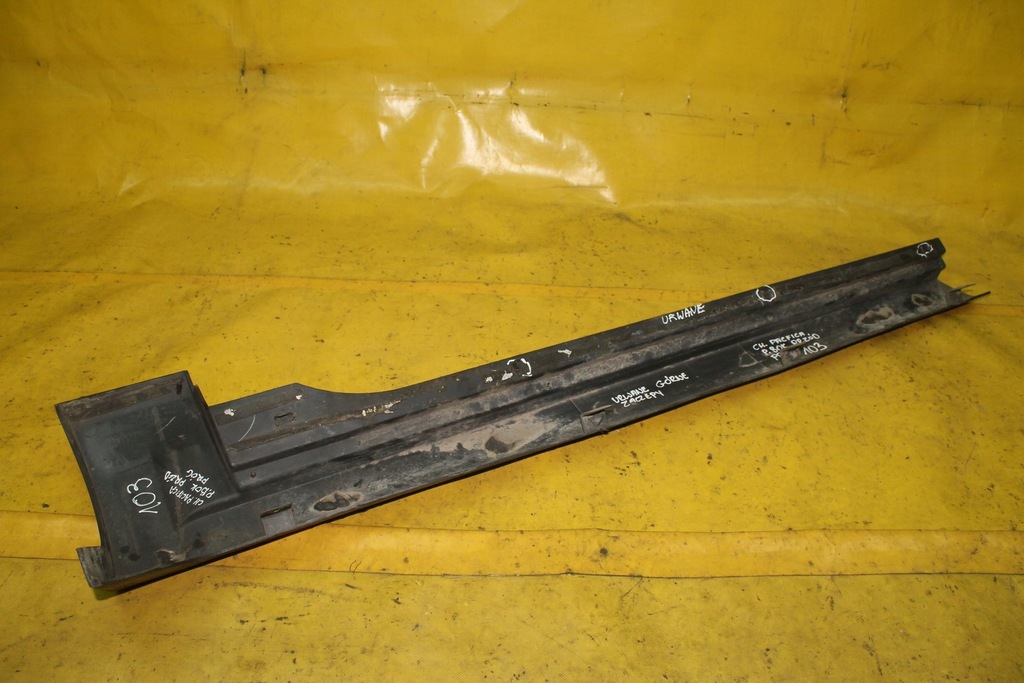 фото №7, Молдинг поріг правий bok бічна перед pacifica