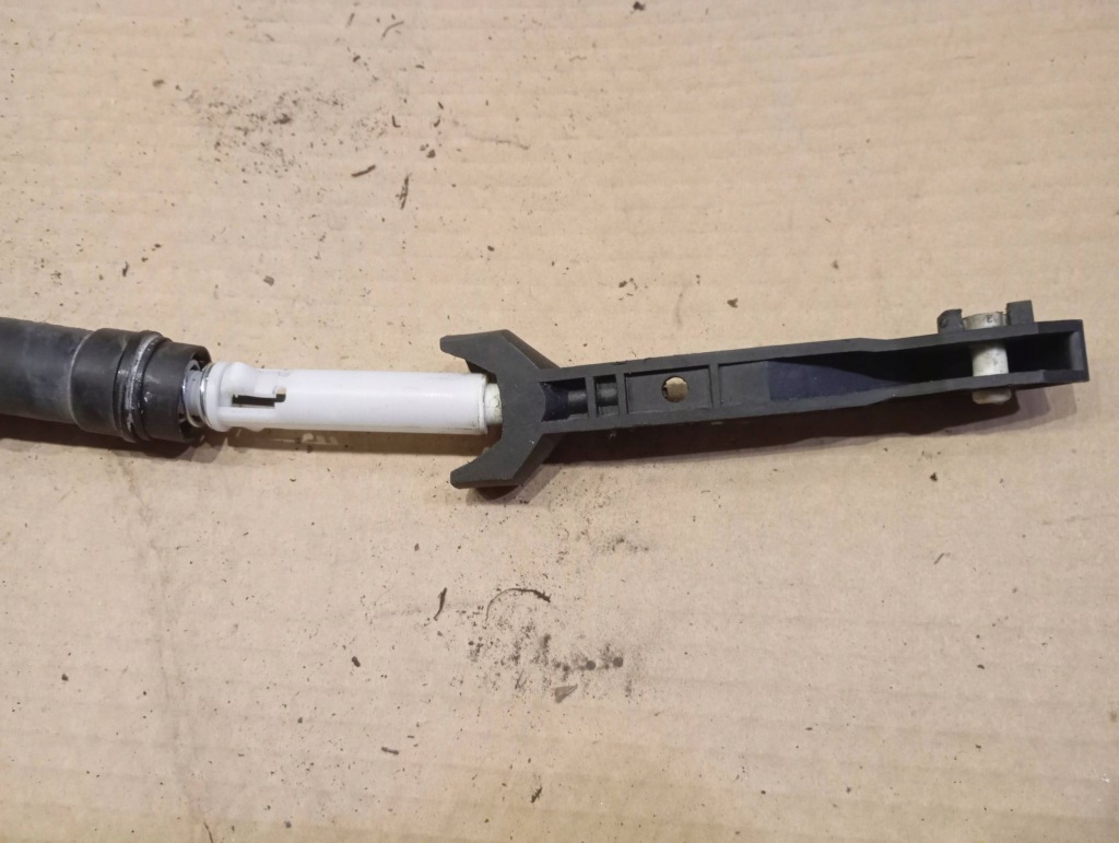 Трос сцепления peugeot 206 cc 2.0 бензин Недорого