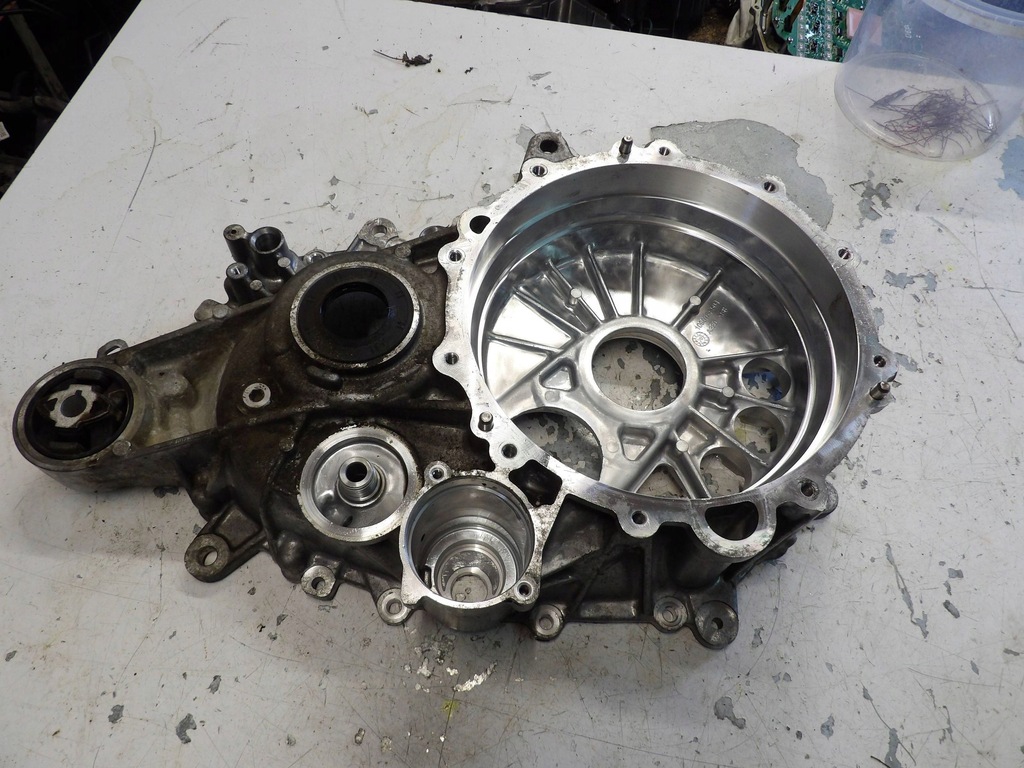 фото №1, Корпус двигуна p109076410 tesla model 3