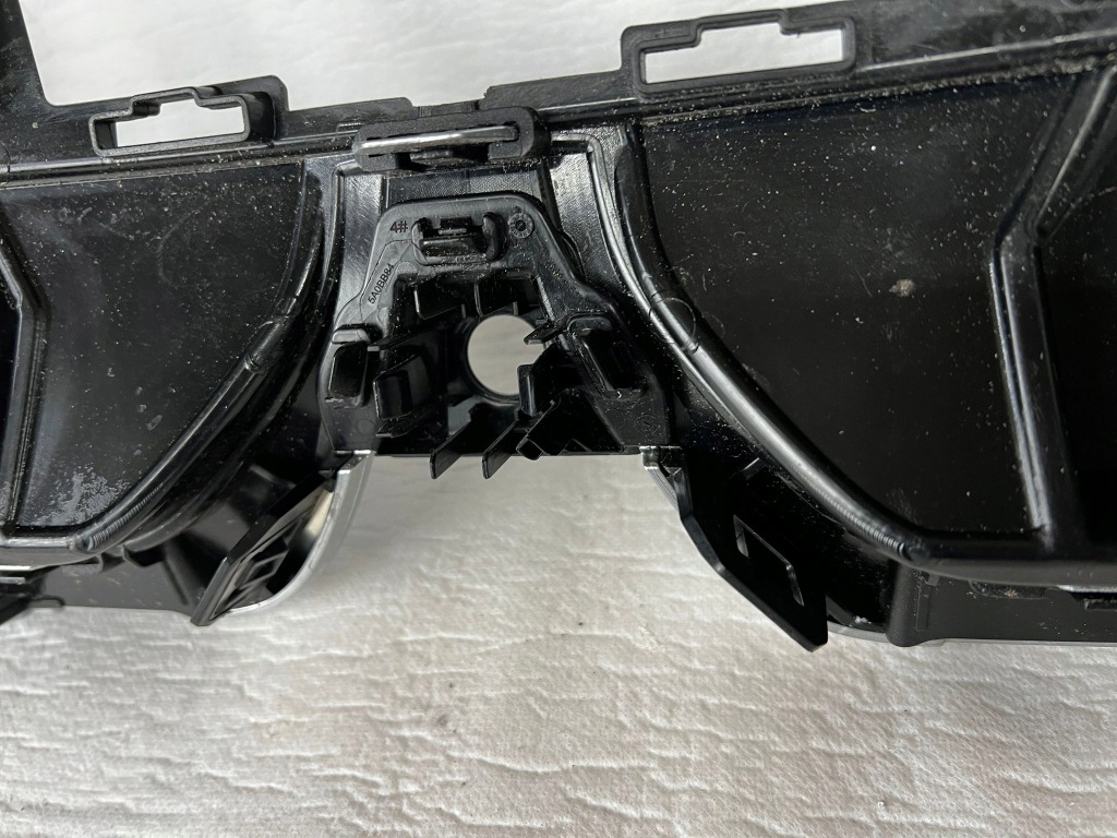 Решітка радіатора решітка радіатора радіатора bmw x1 u11 u12 9880301 185178 камера Ціна