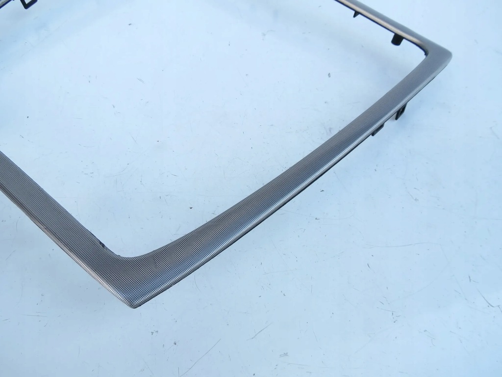 фото №6, Рамка средняя консоли радио r-design 30672110 volvo s60 i v70 ii xc70 i