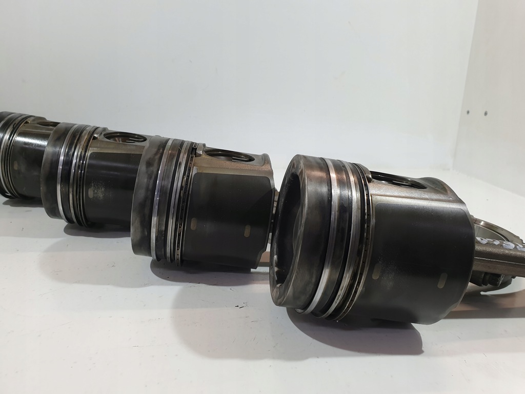 фото №9, Поршень 70.2202 mercedes axor atego om 906la euro 5