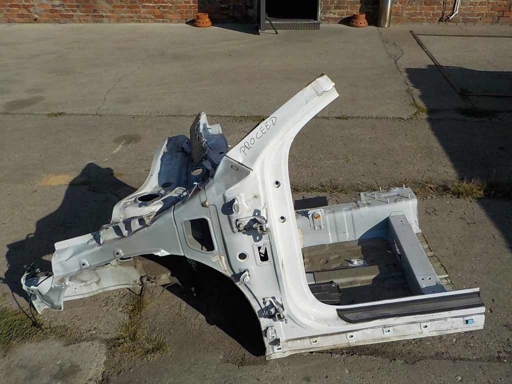 фото №1, Kia proceed 18- чверть перед передня ліва