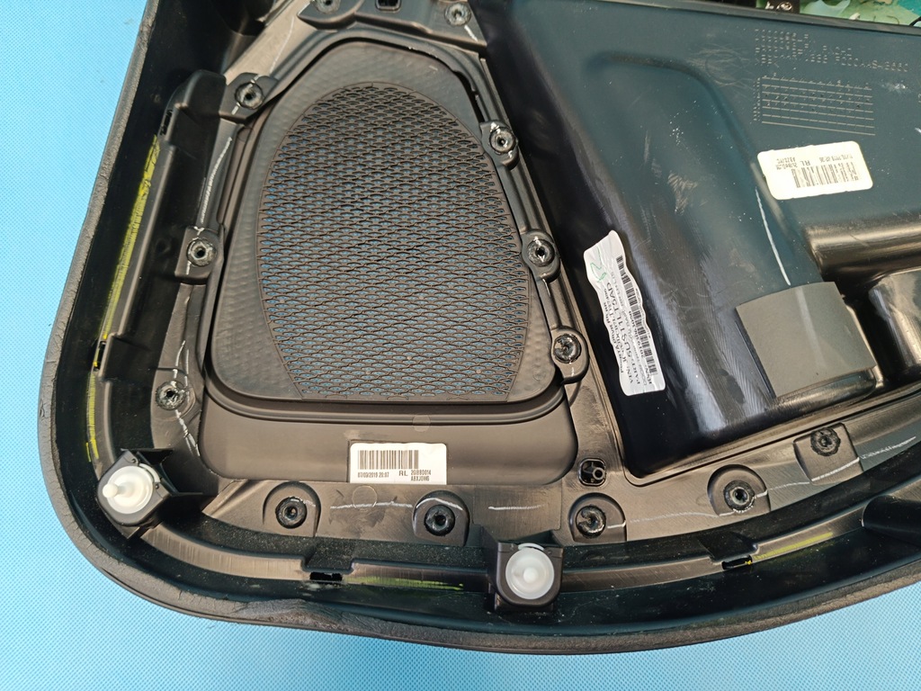 фото №8, Jeep compass 2 ii 2.4 pb 182km 4x4 2020 r обшивка оббивка двері лівий задня