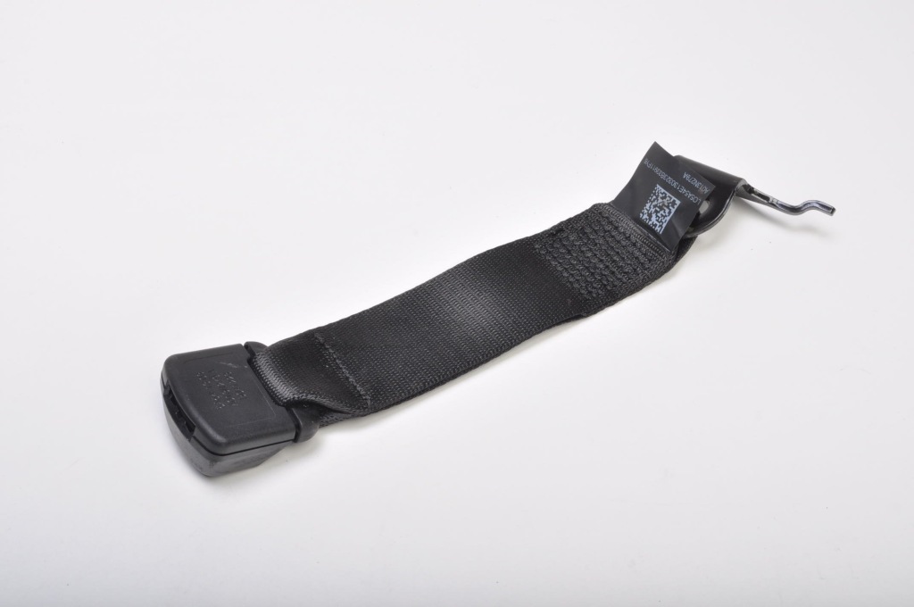 Купити Bmw g60 замок ременів безпеки середній 5a54e13