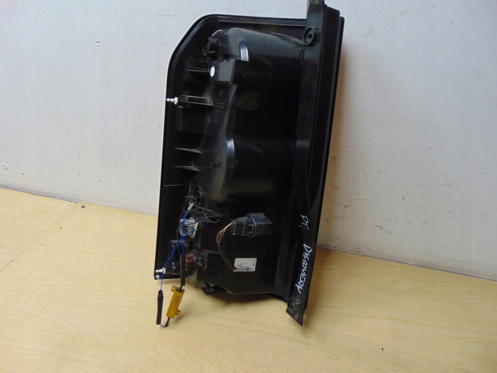 фото №12, Лампа права задня land rover discovery iii iv europa