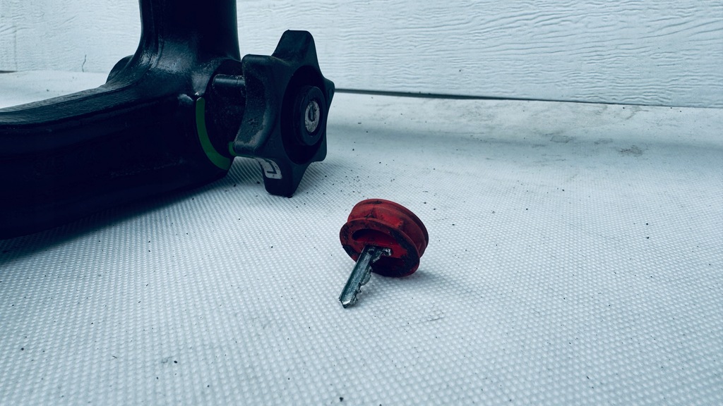 фото №6, Hak буксирувальний задній kia niro i q4281ade50 q4281-ade50