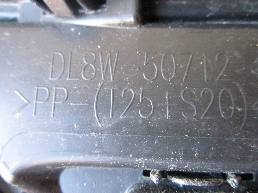 фото №8, Решітка радіатора решітка радіатора бампера mazda cx5 cx-5 lift 14-17 dl