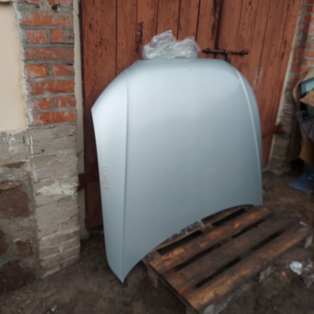 Капот кришка двигуна audi a4 b8 lx7w в Україні