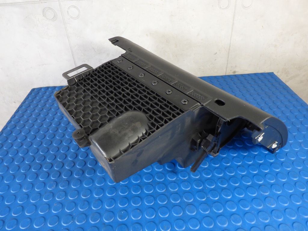 фото №4, Бардачок пасажира 5jb857097e 5jb857097h skoda rapid