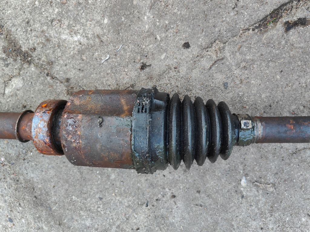 фото №6, Dacia duster 2010 1,5 dci приводной вал правая 8200930509