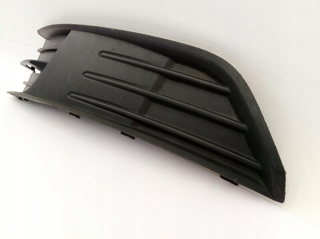 фото №6, Решётка бампера левая skoda fabia iii nj3 14- 6v0807367