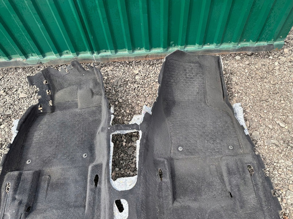 фото №8, Volkswagen passat b8 2016 килимок внутрішній