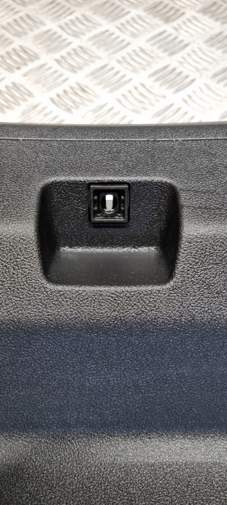 Bmw g26 i4 захист молдинг накладка оббивка кришки багажника 7487589 Оригінал