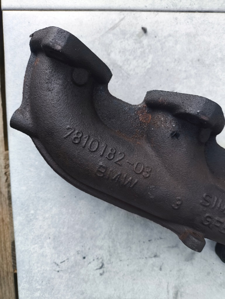 Bmw e90 колектор випускний турбонагнітача bmw e60 e90 781018203 ? Недорого