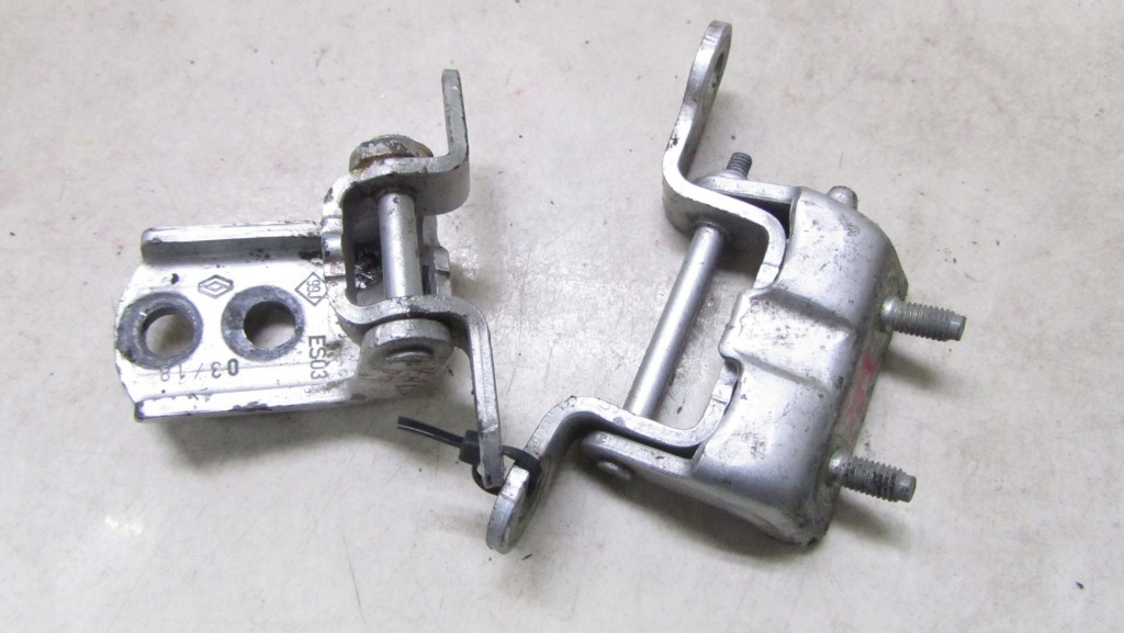 фото №1, Renault kadjar петля двері правий задня задній kpl 14-