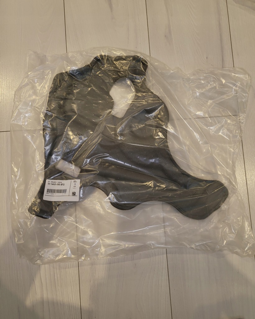 фото №5, Bmw 3 f30 f31 gt f34 ізоляція акустична двигуна перед 8490577