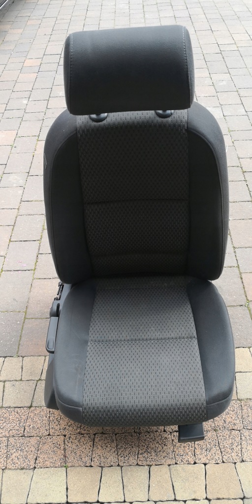 фото №1, Audi a6 c6 сиденье правый пассажира isofix подогреваемый