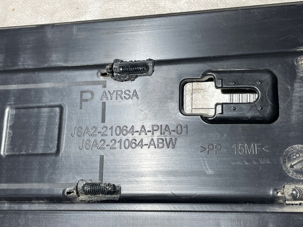 фото №3, Oryg. молдинг дверь land rover range rover velar l560 2017r.- правая перед