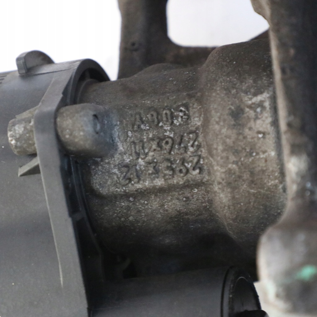 фото №10, Mercedes c118 w177 суппорт тормозной задний правый задняя a2474232000