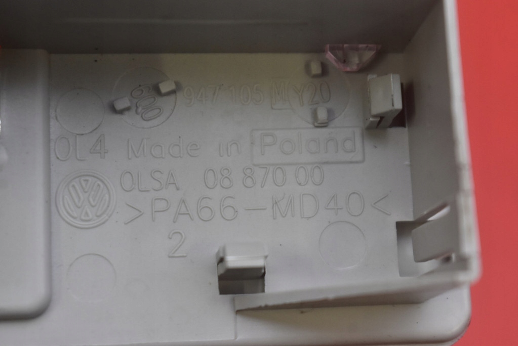 фото №8, Лампа освещение салона перед 6q0947105m seat mii 1 i 11-21