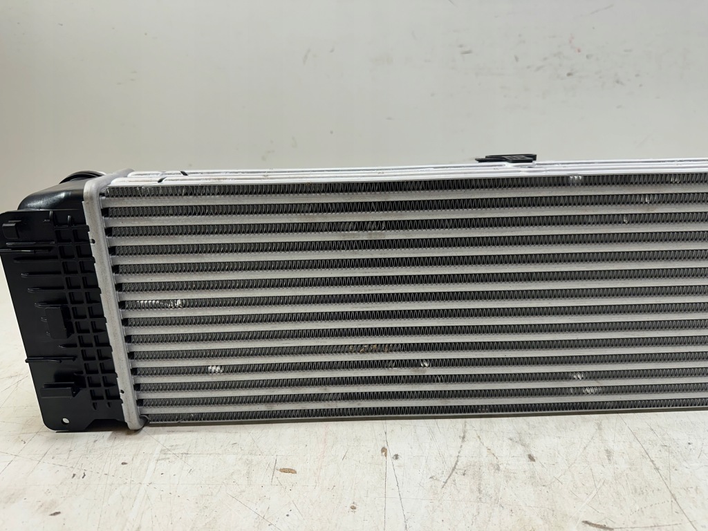 Купити Інтеркулер mercedes sprinter 907 новий оригінал a9075011600